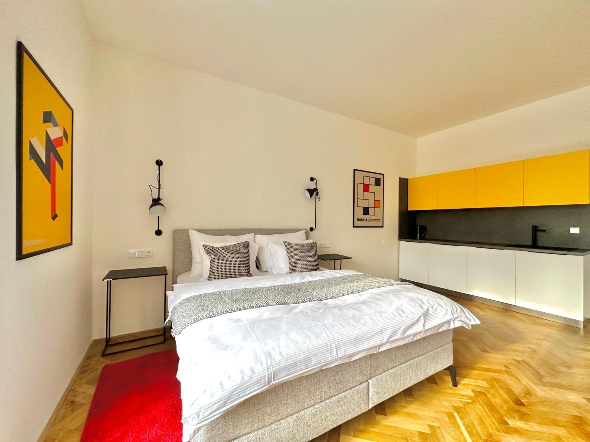 Botanique Rooms With Sauna By Homester Brno Zewnętrze zdjęcie